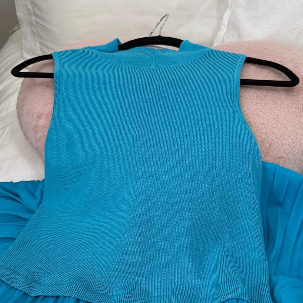 Avara Blue Sleeveless Pleated Midi Dress-NWT - Picture 2 of 5